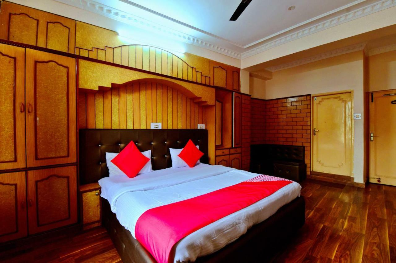 Oyo 26909 Hotel Paras Mandi Exteriér fotografie