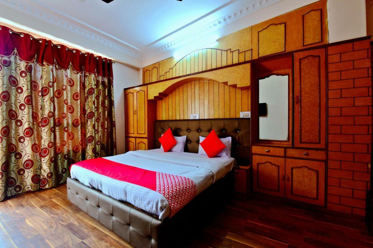 Oyo 26909 Hotel Paras Mandi Exteriér fotografie